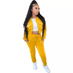 Women’s jogging suit